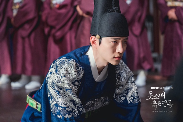 《出走》李民基演出太驚豔！8位韓國演員「刷新形象」之作，李俊昊演深情帝王好圈粉