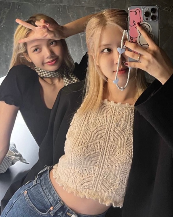 Y2k復古風「串珠手機鍊」爆紅！Jennie、Jisoo 愛用同款，復古手機鍊店家推薦