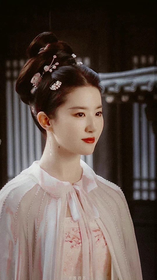 劉亦菲古裝角色1:劉亦菲 飾演《夢華錄》趙盼兒