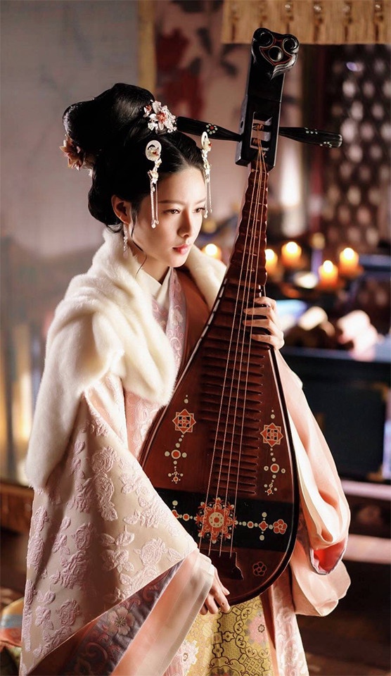 網評古裝劇「最美花魁」7:魏曉涵 飾演《東宮》明月