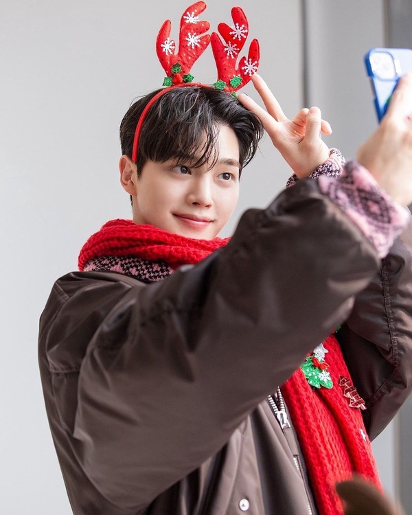 擁有「初戀相」的韓國男演員:《魔女》朴珍榮男女通殺,朴寶劍被封「國民女婿」!