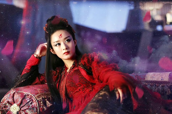 從陸劇角色「黑化」看演員演技3：趙麗穎 飾演《花千骨》花千骨