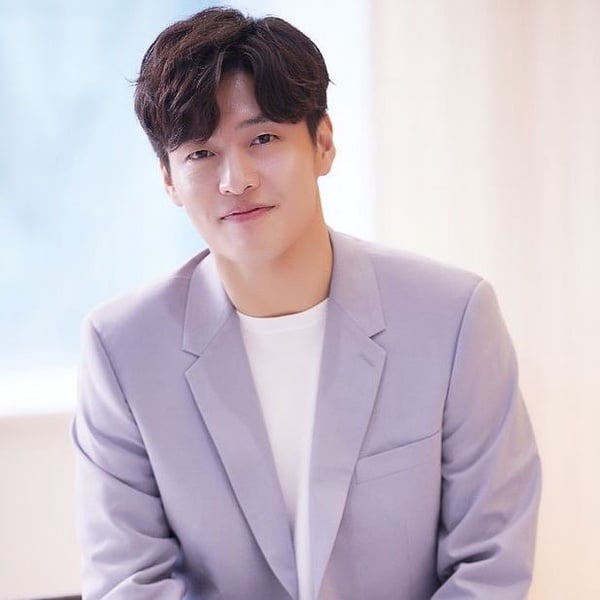 2022「30代人氣韓國男演員」TOP10！李鍾碩、李俊昊、池昌旭都上榜，冠軍毫無懸念是他