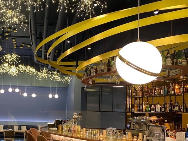 特色餐酒館推薦1:「星空質感風」小宇宙Cosmic Bistro