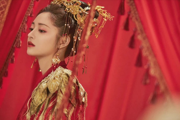 2022古裝劇女星「新娘造型」7:周潔瓊 飾演《影帝的公主》明薇/明華公主