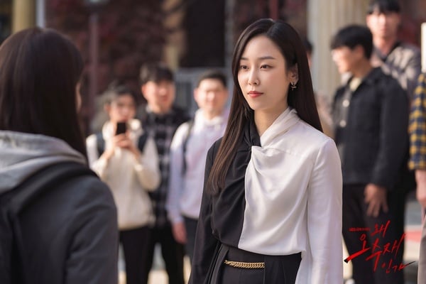 2022「觀眾最愛韓劇」TOP10！《社內》僅第十，《出走》&《藍調》進前五，冠軍勝出超多