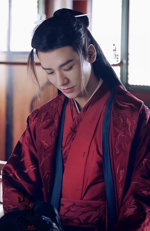 古裝劇「瘋批美男」6:龔俊 飾演《山河令》溫客行