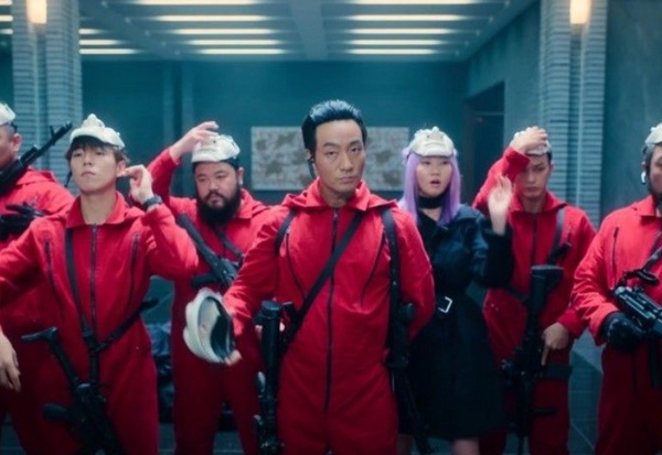 Netflix《紙房子：韓國篇》5個彩蛋細節！「河回面具」隱喻階級對抗，「東京&amp;柏林」取名都有玄機！