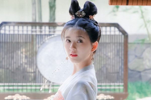 古裝劇女星「唐風造型」8:趙露思《長歌行》