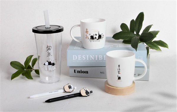 馬來貘現身茶湯會!茶湯會聯名馬來貘推6款周邊,隨行杯、馬克杯可愛必收,再推氣泡飲