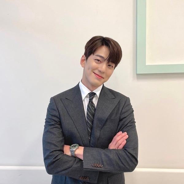 「笑容令人心動的20代男演員」TOP10!金旻奎、安孝燮、車銀優上榜,冠軍打敗朴寶劍!