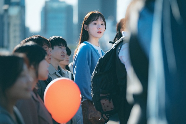 「長腿組合」出擊！李聖經新劇《原來這就是愛啊》合作金英光、盛駿，三人全是模特兒！