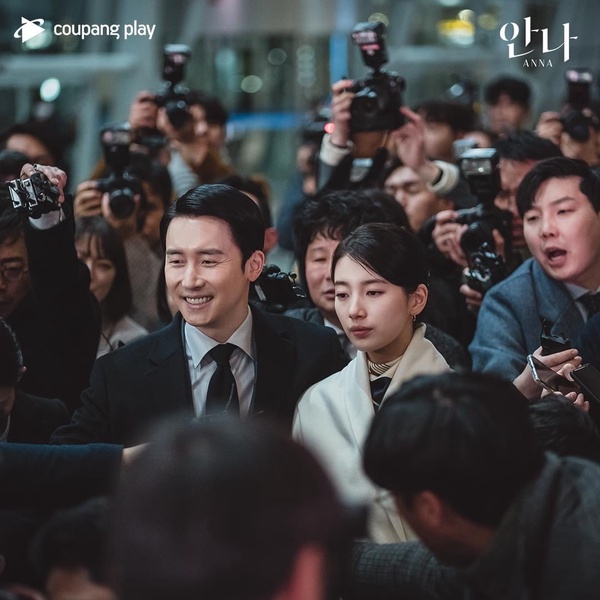 關於《安娜》金準韓的5件事！28歲才以演員出道，曾是樂團鼓手，成名曲韓國人KTV必點