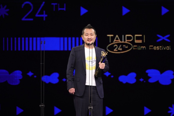爆醜聞後翻身明星！羅志祥攻蛋萬人朝聖、柯震東甩「麻」煩奪影帝、九把刀劈腿依然旺