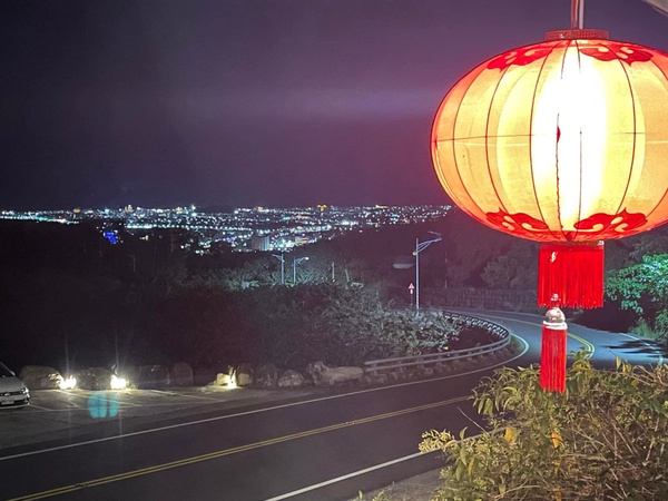 台東絕美夜景|台東8大夜間景點特搜:台東寒舍茶坊