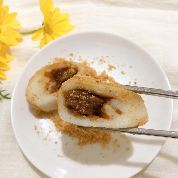 新竹8間銅板小吃推薦！廟口鴨香飯、薯霸早餐人氣必吃，再推隱藏版冰品「多謝綿綿冰」