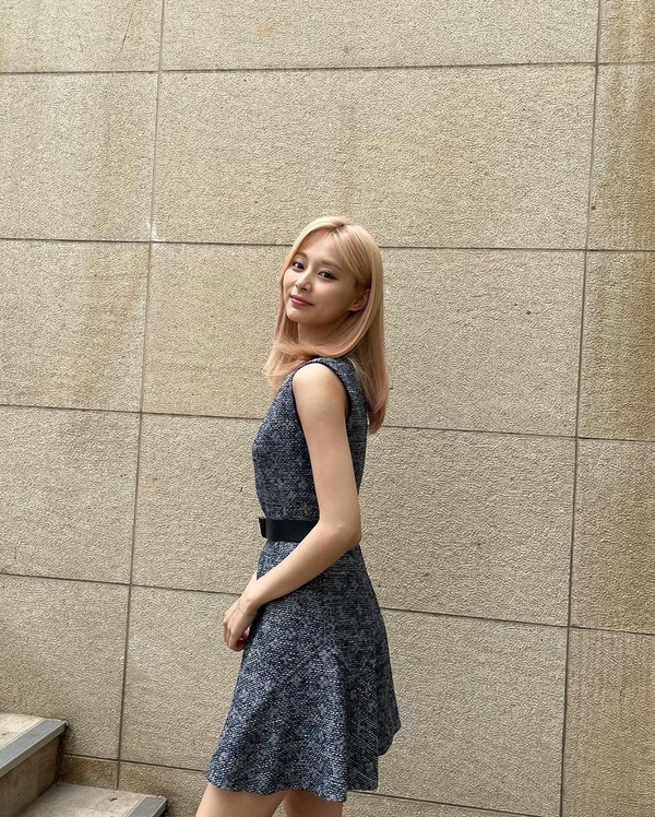 2022 世界最美榜單出爐：迪麗熱巴第五、周子瑜第二，第一是 BLACKPINK 的「她」！
