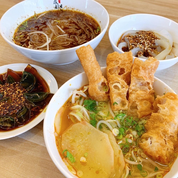 好評大推！台中5家「必吃酸辣粉」推薦，重慶正宗美味，酸辣口感超涮嘴！