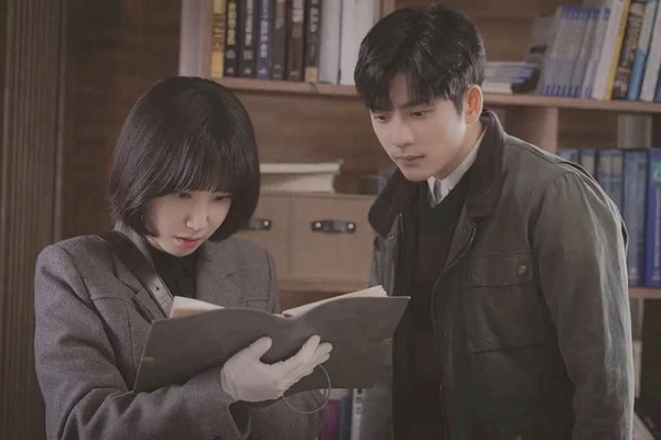 《禹英禑》吻戲「幕後秘密」！吻戲是朴恩斌引導？濬浩這幕早就「間接告白」英禑了？