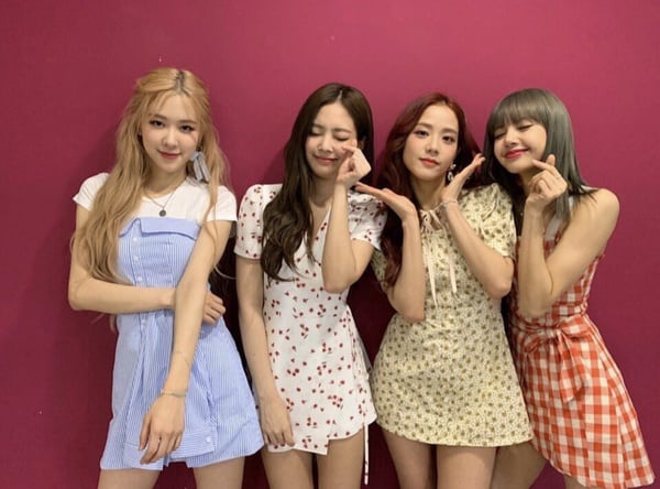 韓國女團打歌服品牌推薦！IU、BLACKPINK、(G)I-DLE舞台同款，日常穿搭不浮誇