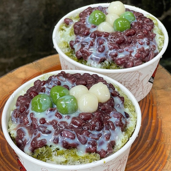 苗栗在地銅板小吃！苗栗美食TOP8推薦：真鮮肉湯包、廟口臭豆腐必吃，還有超罪惡抹茶冰