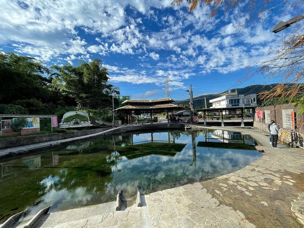 宜蘭景點｜12大宜蘭旅遊景點推薦！熱門龜山島牛奶湖這樣玩，清水地熱全新景點新登場