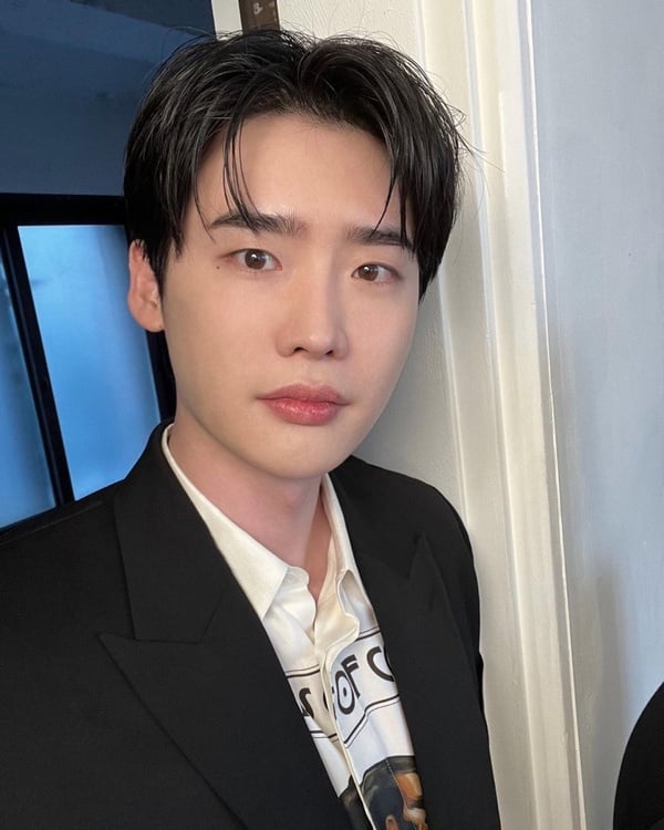 「韓國最帥單眼皮男星」TOP10!李準基、李鍾碩都進榜,朴敘俊僅第五,冠軍打敗朴寶劍