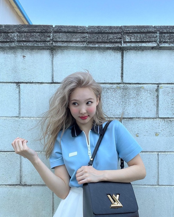 娜璉私下愛用物：SENKA專科洗顏專科超微米潔顏乳