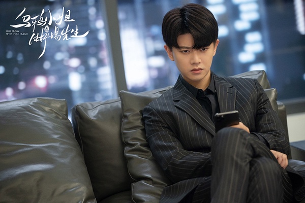 超級帥的「顧姓」陸劇男主2:任嘉倫 飾演《烏鴉小姐與蜥蜴先生》顧川