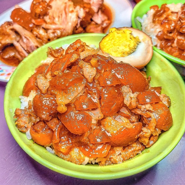全台道地滷肉飯推薦9:五燈獎豬腳飯 正義總店