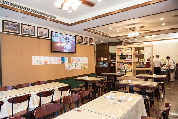 台北素食吃到飽餐廳推薦:耕莘蓮苑教育基金會(湧泉坊餐館)