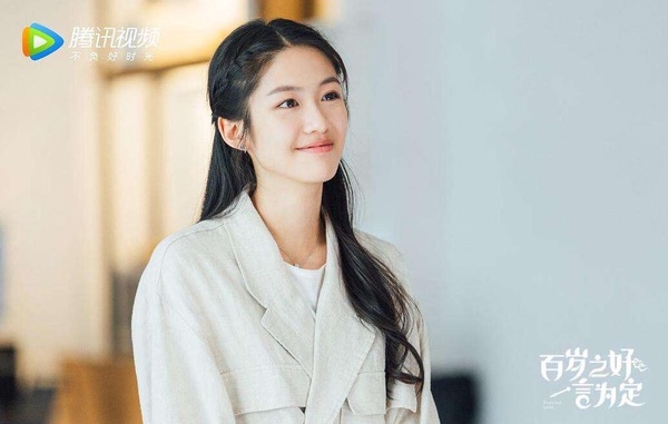8位陸劇「學霸女主」:楊紫《親愛的,熱愛的》演19歲跳級天才,萬鵬愛情事業雙豐收!