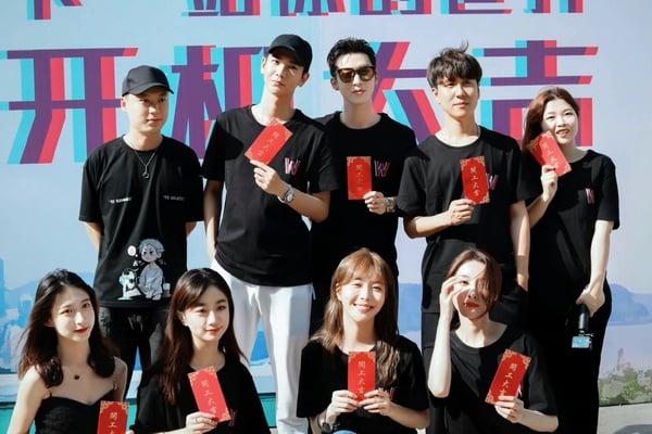 中國翻拍韓劇《W兩個世界》！陸劇版《下一站你的世界》開機照曝光，原版劇迷集體崩潰
