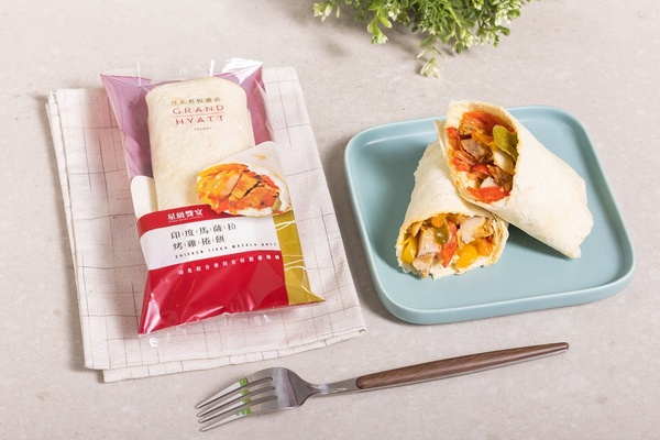 7-11聯名君悅美食!7-11推君悅海南雞飯、海鮮炒麵,還有爽脆印度烤餅、香辣蟹飯糰必吃