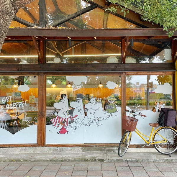 嚕嚕米在cama café！camaＸ嚕嚕米推超萌雲朵奶蓋再享8折優惠，聯名咖啡豆也要入手！