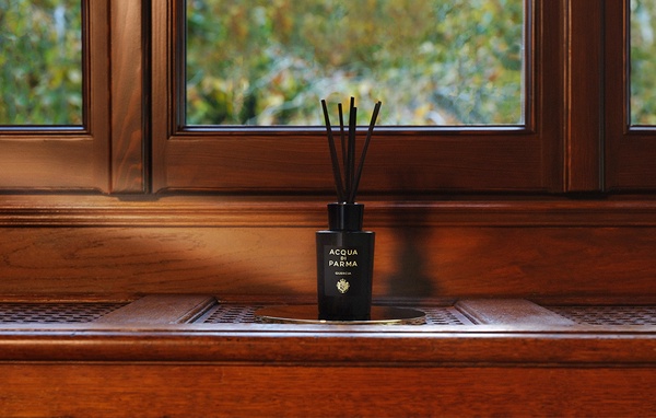 秋冬居家香氛推薦:Acqua di Parma 橡木調室內擴香