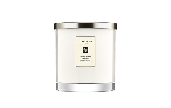 秋冬居家香氛推薦:Jo malone 英國梨與小蒼蘭豪華香氛工藝蠟燭