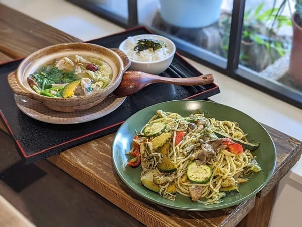 宜蘭素食餐廳推薦！三萩茶會推全素食無菜單料理，「這家」竟還有素食炒泡麵