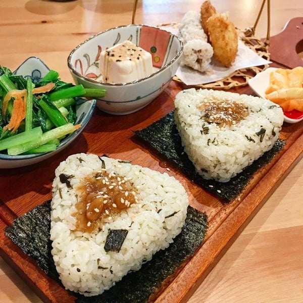 宜蘭素食餐廳推薦！三萩茶會推全素食無菜單料理，「這家」竟還有素食炒泡麵