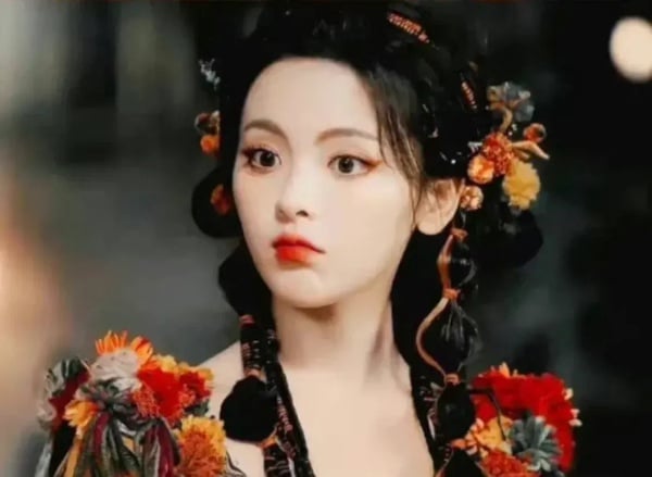 這些「絕美古裝」是同個造型師！《狐妖小紅娘》楊冪妖媚，楊超越這部不輸《蒼蘭訣》！