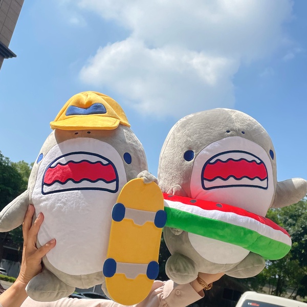 鯊魚抱枕必收！7-11「鯊魚先生系列」集點送，同步推出「LEGO樂高」限量行李箱、收納架