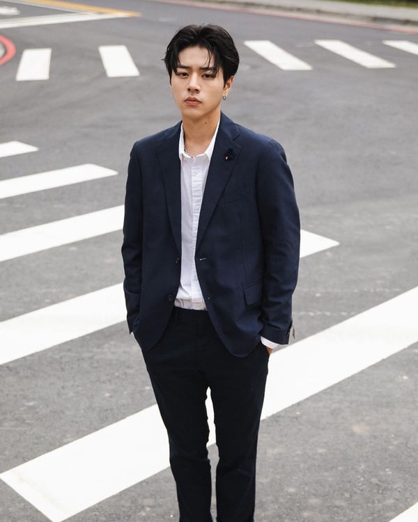《原子少年》人氣成員發展！小孩被爆酒醉失態？蔡承佑鬧出「女友風波」，他紅到韓國！