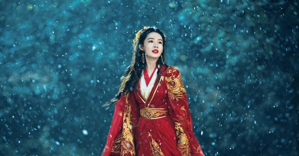 古裝劇7位女星「紅色嫁衣」！李沁《請君》美翻，白鹿《周生如故》虐到難忘，熱巴經典
