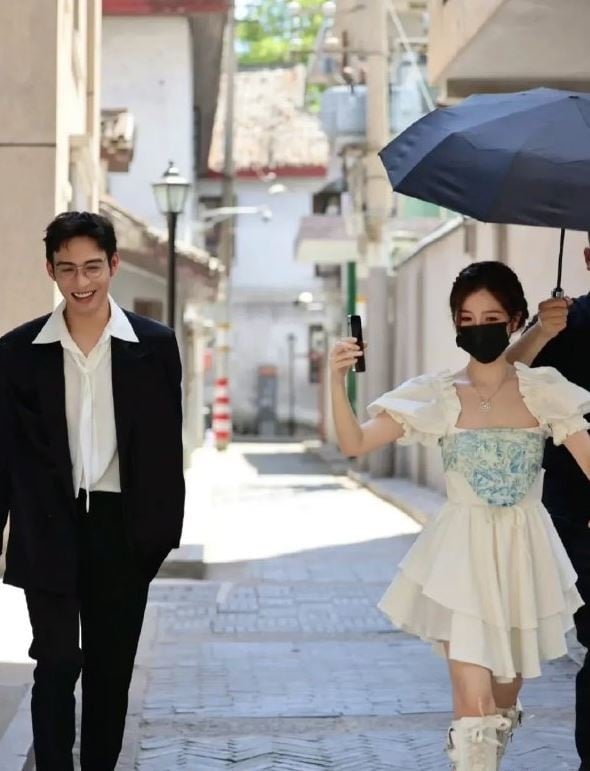 7位「意外超高」陸劇女星！《蒼蘭訣》虞書欣是169公分高妹，唐嫣170公分比楊冪高一截