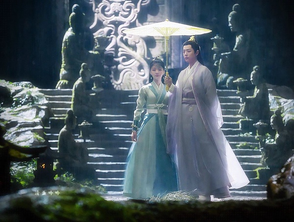 7位「意外超高」陸劇女星！《蒼蘭訣》虞書欣是169公分高妹，唐嫣170公分比楊冪高一截