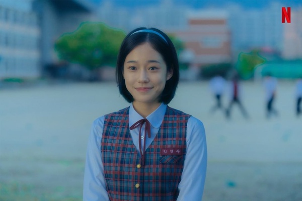Netflix《20世紀少女》主配角介紹!「雲浩」合作過朴寶劍,「妍度」是《藍調》英珠!