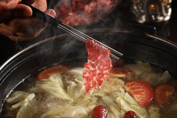 台北「溫體牛火鍋」推薦 1：牛老大涮牛肉