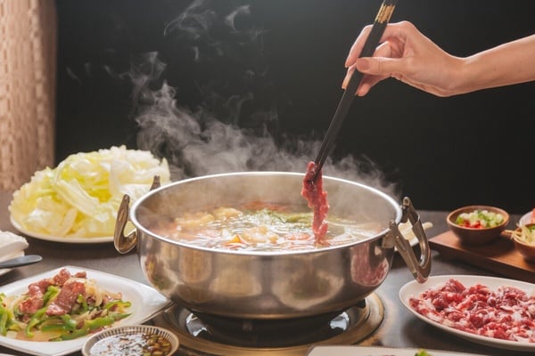 台北「溫體牛火鍋」推薦 1：牛老大涮牛肉