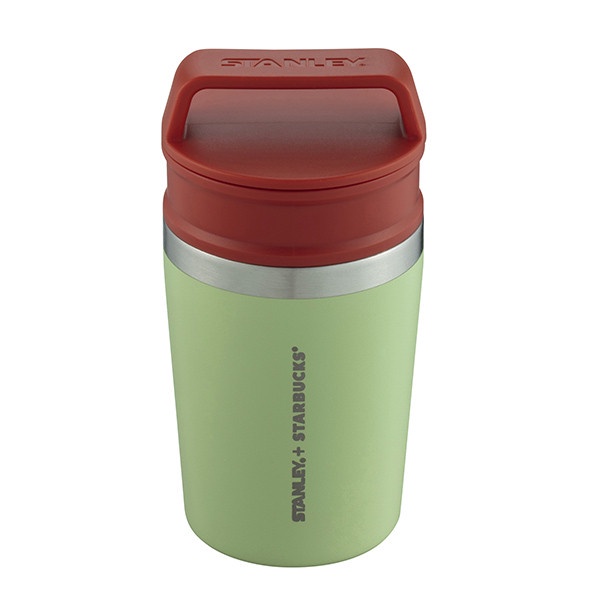 星巴克2022聖誕新品「STANLEY童話8OZ不鏽鋼杯」,售價980元