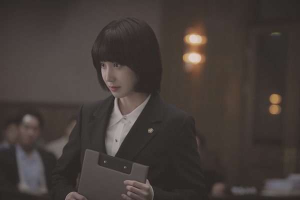 台灣Netflix「10月播放量」TOP10！《王后傘下》第八《蒼蘭訣》第三，《星漢燦爛》超狂